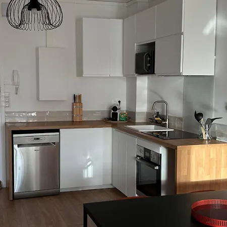 Familial Avec Parking Privatif Appartement