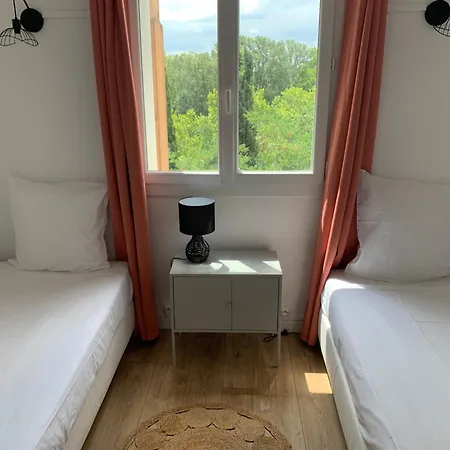 Familial Avec Parking Privatif *