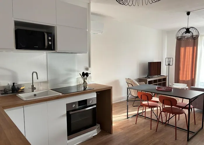 Familial Avec Parking Privatif